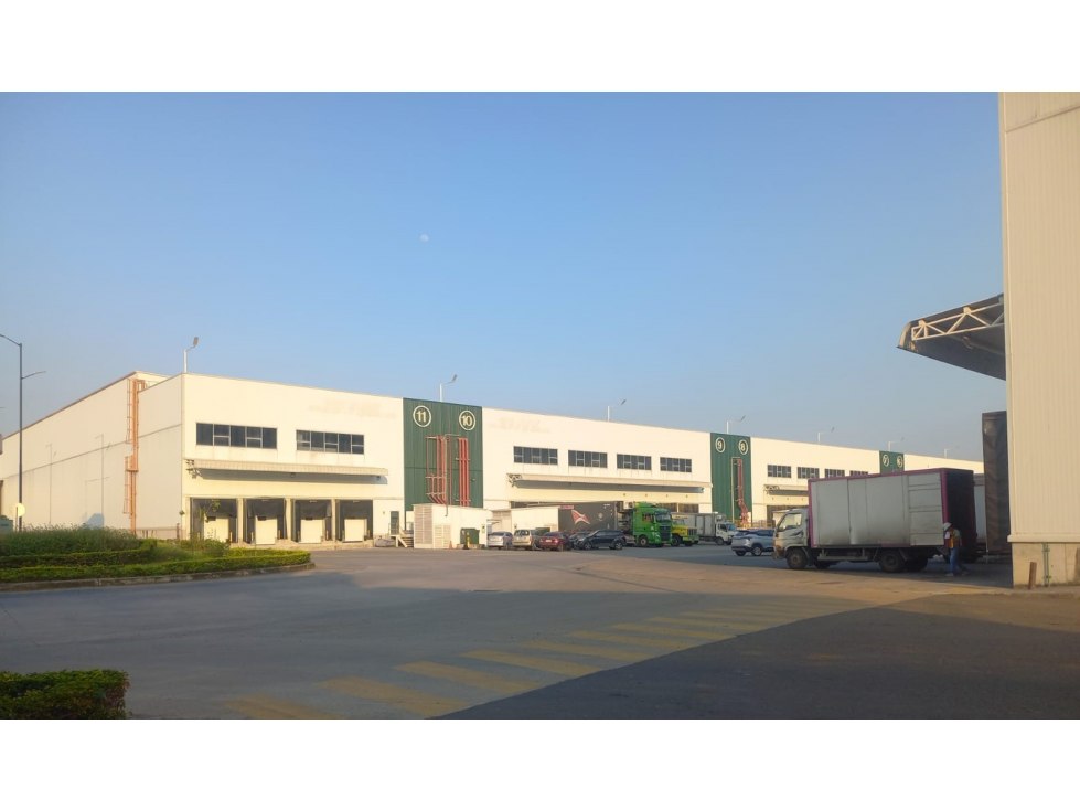 ALQUILER BODEGA EN PARQUE LOGISTICO, VIA DAULE KM 19.5 (SYLMIR) - 1