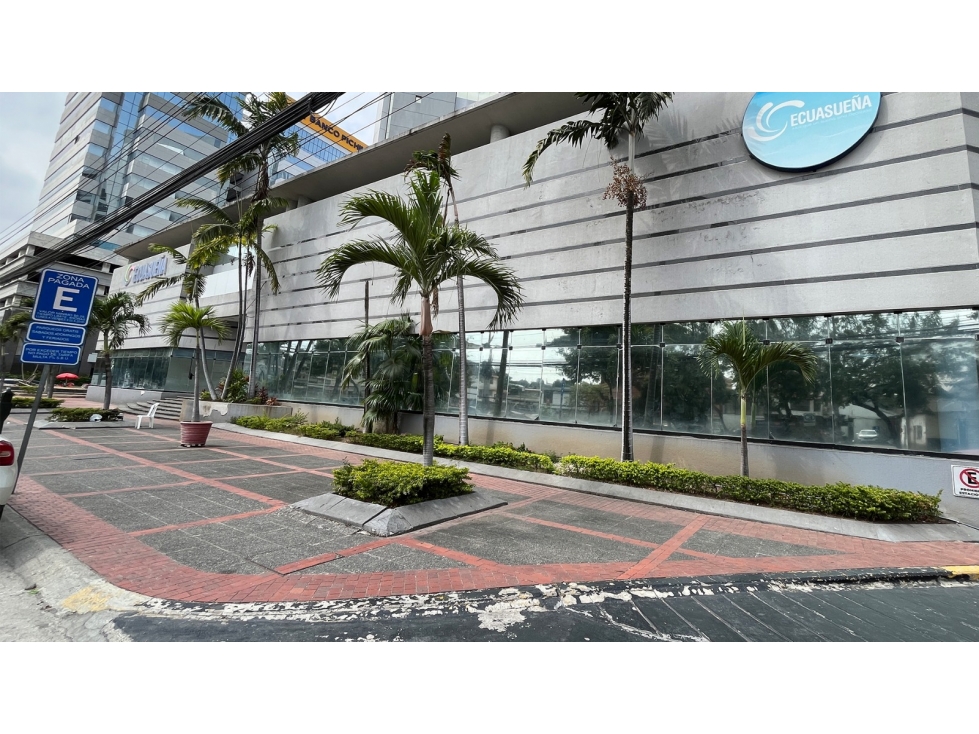VENTA LOCALES COMERCIALES EN WTC GUAYAQUIL (MONIJ) - 2