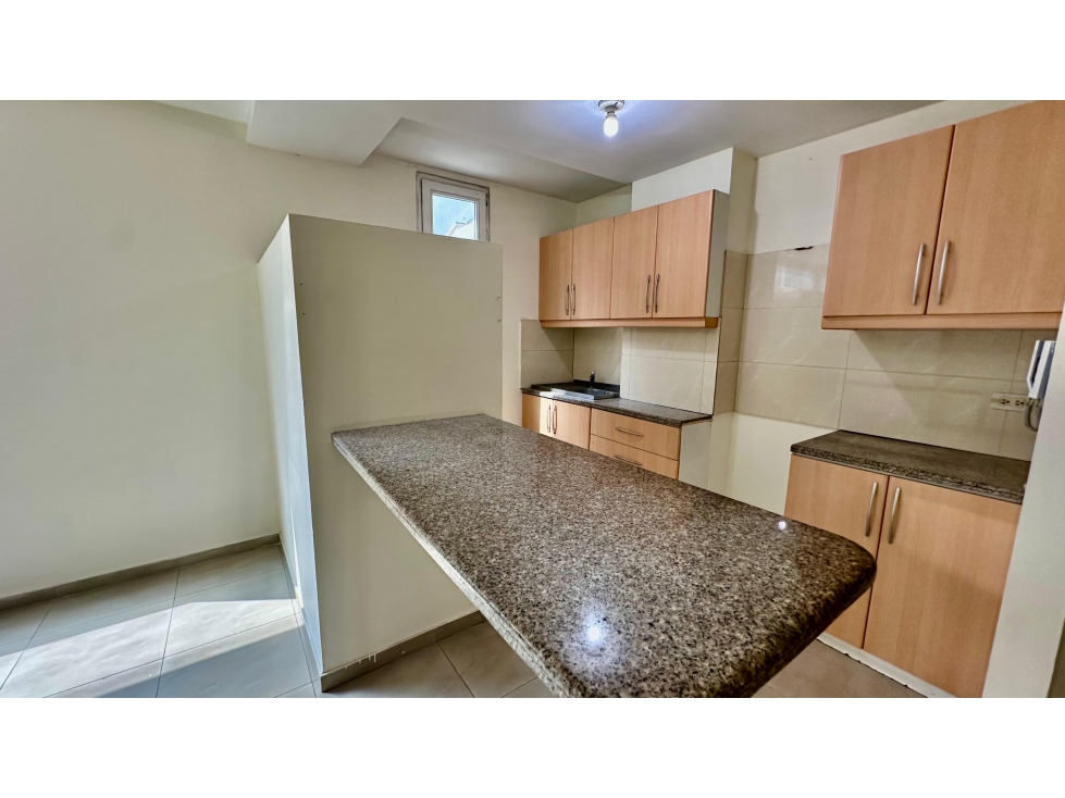 SE VENDE DEPARTAMENTO EN KENNEDY NORTE (MARMIR) — foto 2
