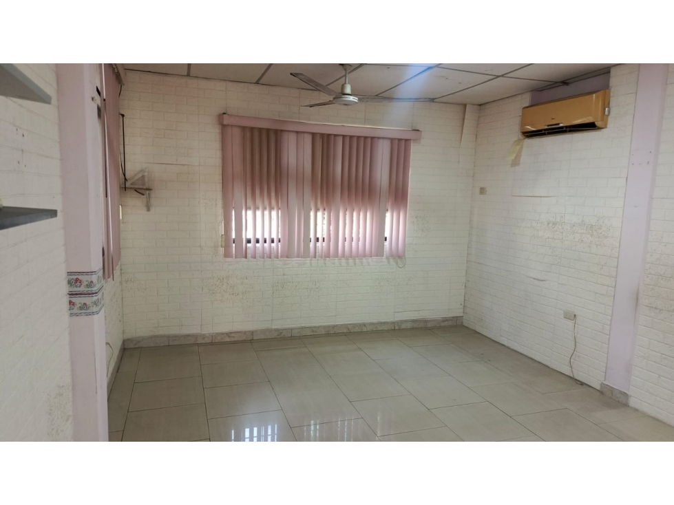 VENDO CASA EN LAS ACACIAS SUR DE GUAYAQUIL (EFDELA) - 3