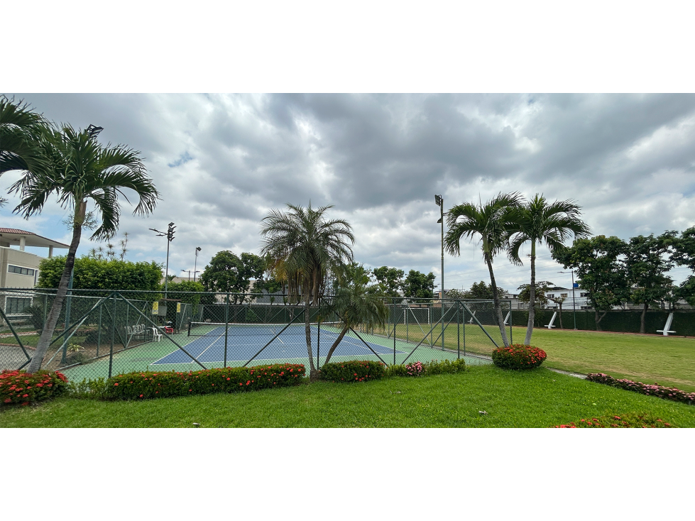 SE VENDE CASA URB. GOLETA ALCANCE, NORTE DE GUAYAQUIL (SYLMIR)