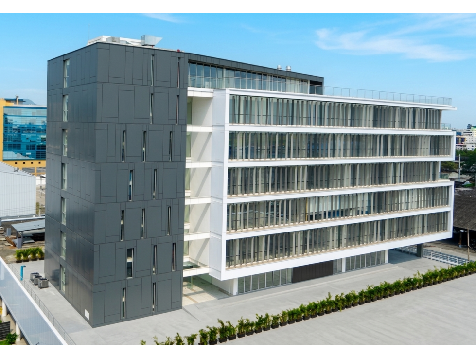 VENDO OFICINAS, AMERICAS CENTRO CORP. AV. DE LAS AMERICAS (SYLMIR)
