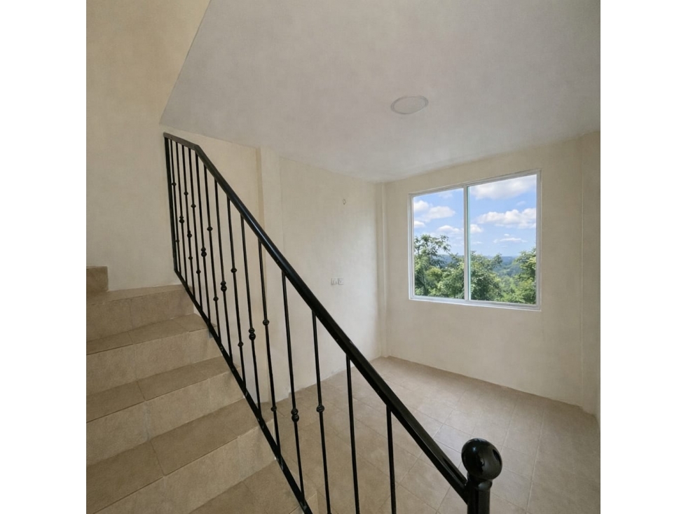 EN VENTA CASA URBANIZACIÓN COMPOSTELA (Jkcal) - 2