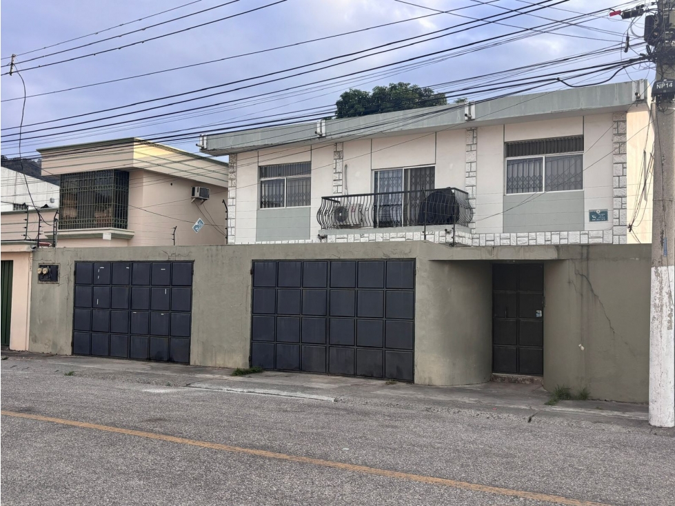 CASA EN VENTA EN LOS CEIBOS (marav) — foto 2