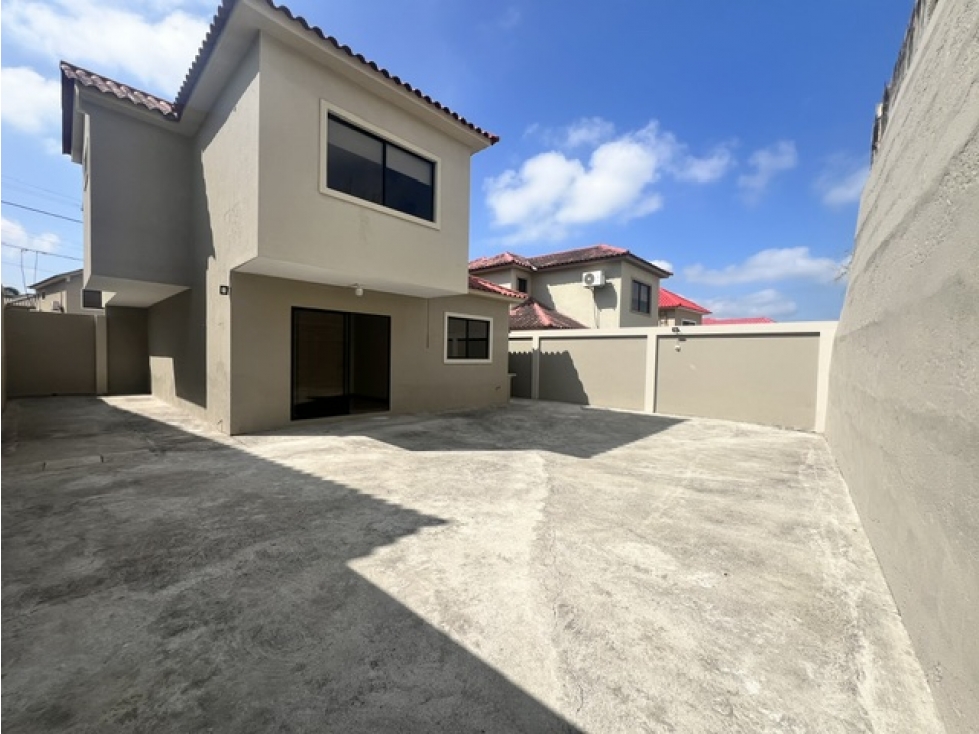 CASA EN ALQUILER VIA LA COSTA URBANIZACION PORTAL AL SOL (MACRIS) — foto 4