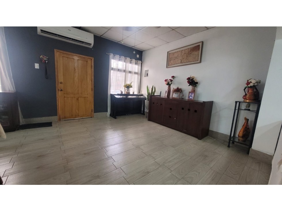 Vendo Casa Bastión Popular Bloque 2 (Mervel)