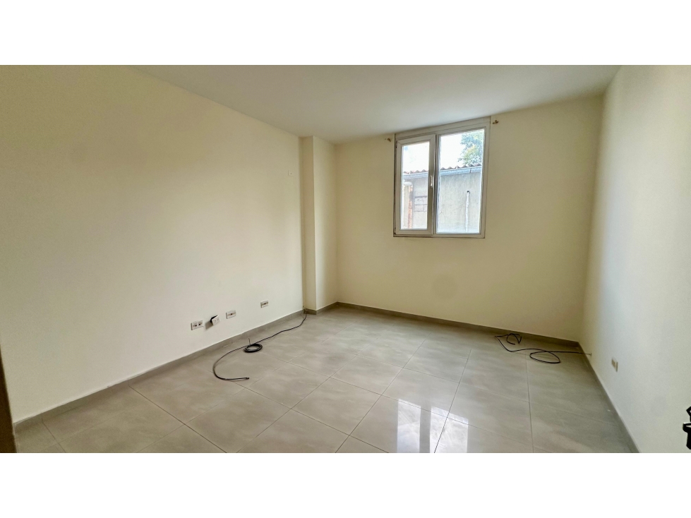 SE VENDE DEPARTAMENTO EN KENNEDY NORTE (MARMIR) — foto 4