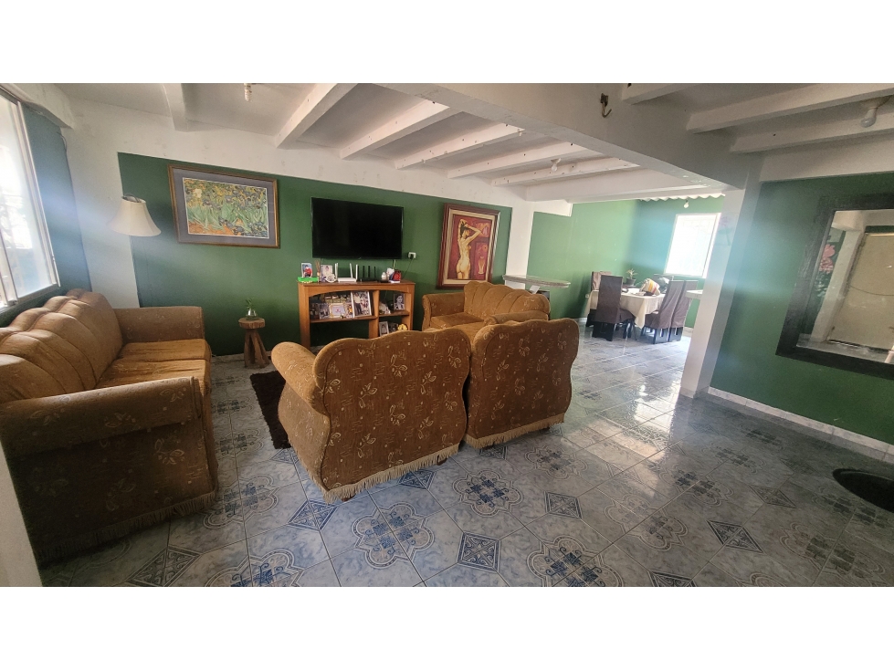 EN VENTA CASA EN URB BEATA MERCEDES MOLINA, NORTE DE GUAYAQUIL (ALCHO) — foto 3
