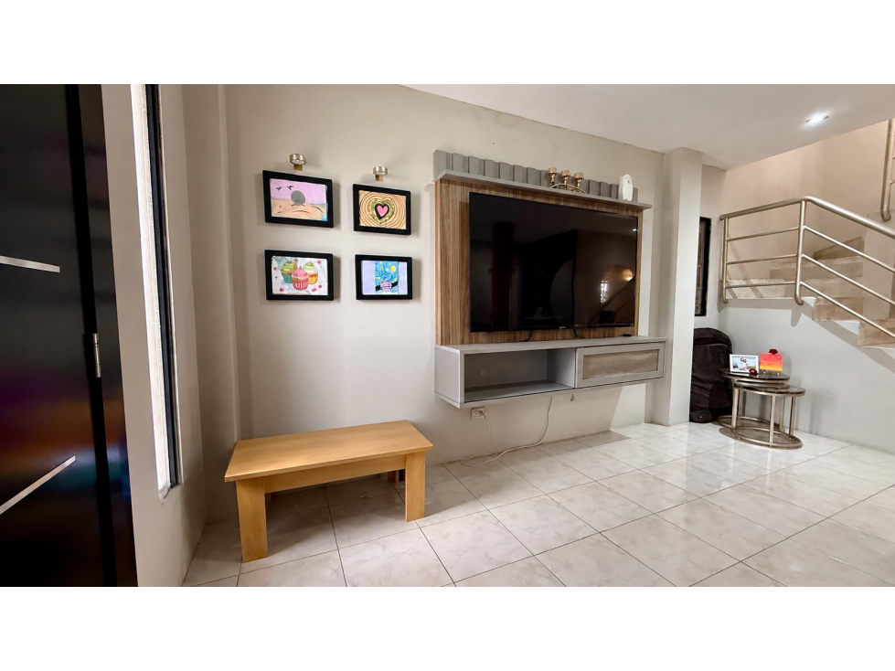 EN VENTA CASA -URBANIZACIÓN CIUDAD SATELITAL LOS ANGELES- (Mervel) — foto 3
