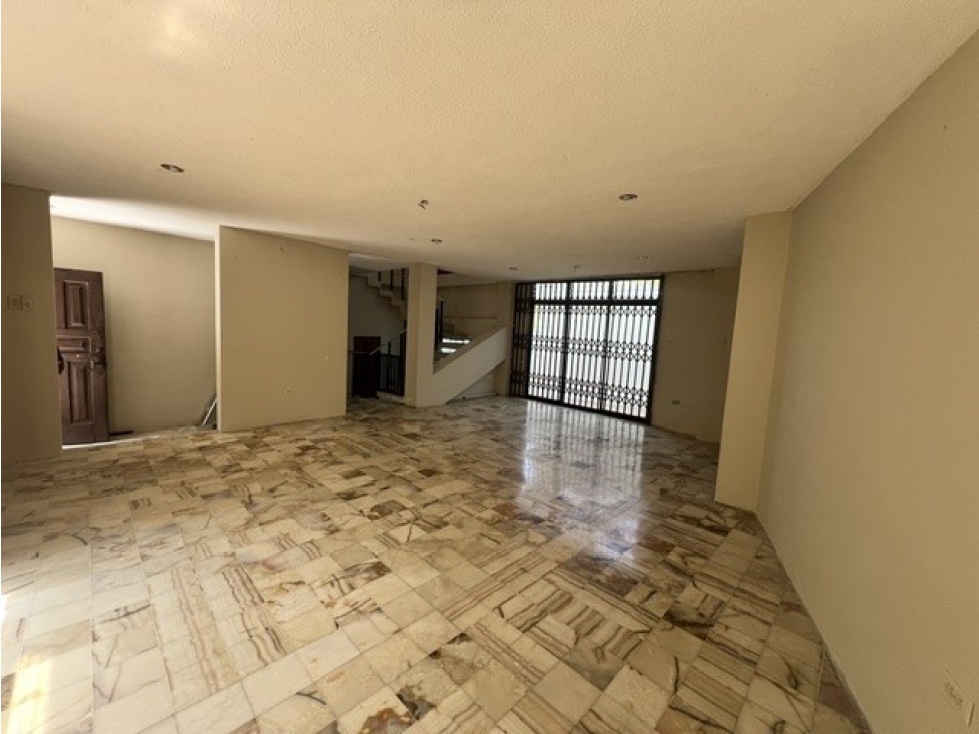 CASA EN ALQUILER CIUDADELA EL PARAISO (MACRIS) — foto 3