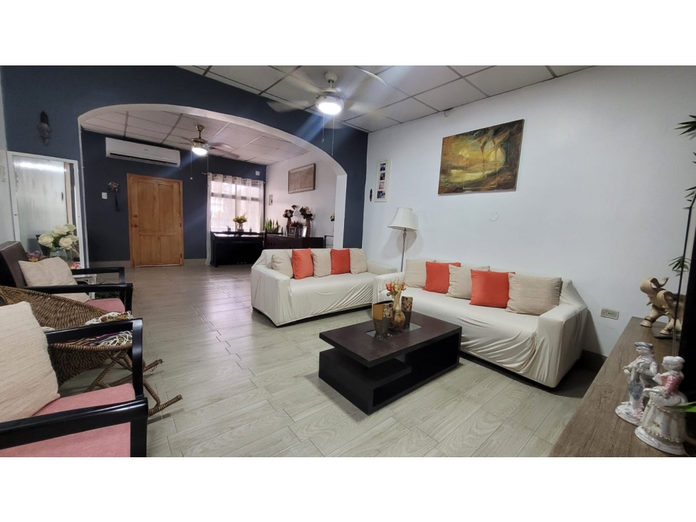 Vendo Casa Bastión Popular Bloque 2 (Mervel) — foto 2