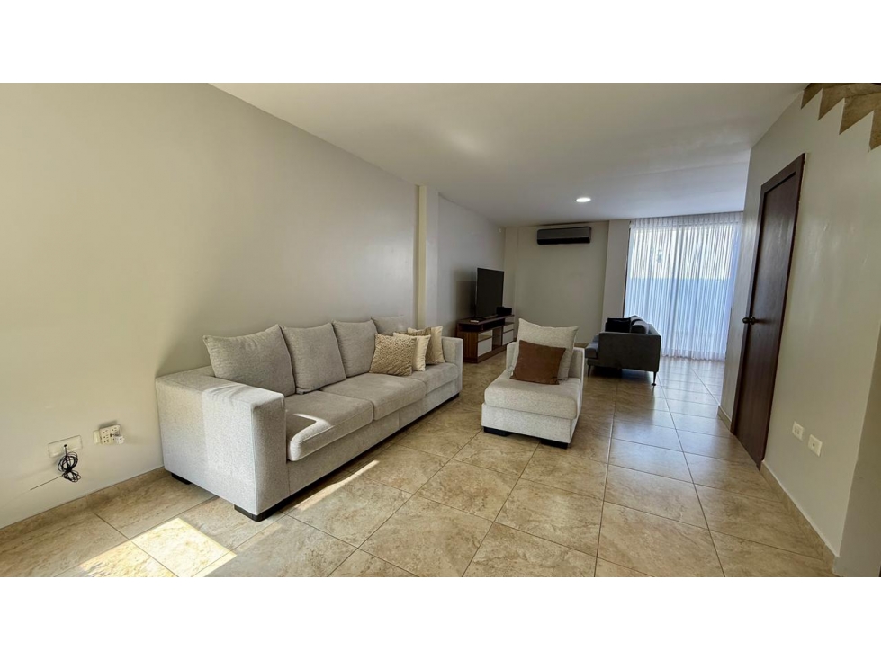 EN ALQUILER CASA URB. VILLAS DEL BOSQUE -Vía a la Costa- (Mervel) — foto 4