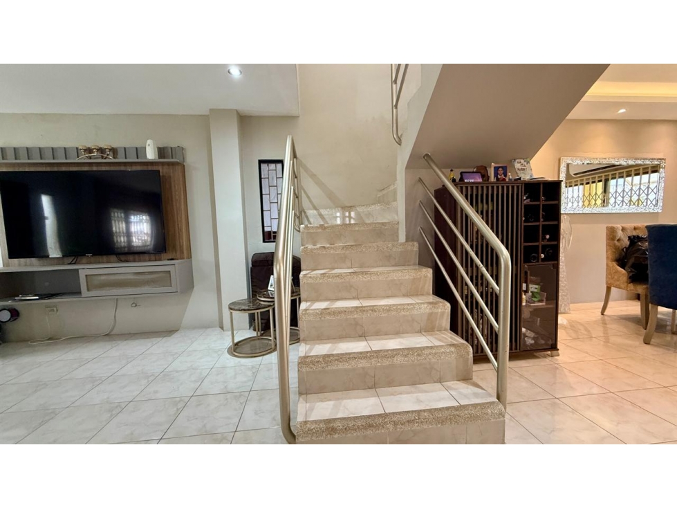 EN VENTA CASA -URBANIZACIÓN CIUDAD SATELITAL LOS ANGELES- (Mervel) — foto 5