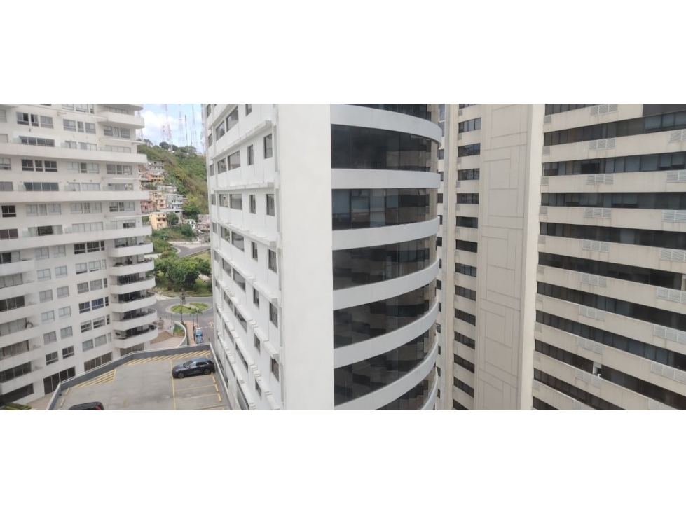 SE ALQUILA OFICINA EDIFICIO THE POINT (MONIJ) - 2