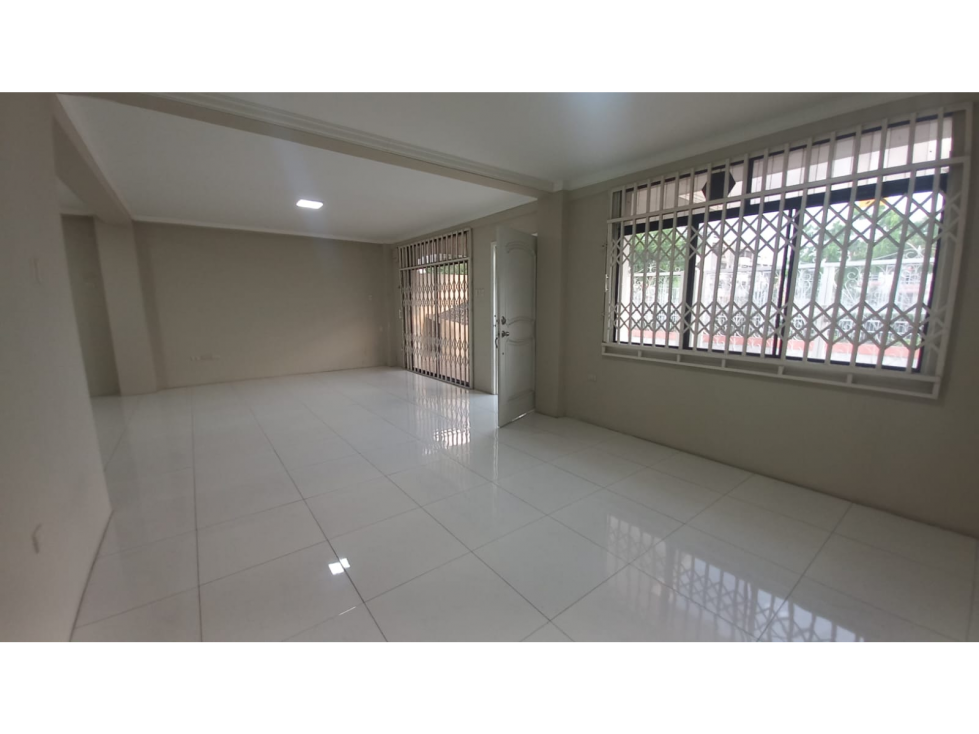 ALQUILER CASA DE UNA PLANTA EN CDLA. NUEVA KENNEDY (SYLMIR) — foto 5