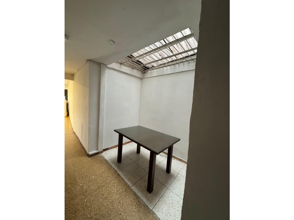 Vendo Casa con posibilidad de local - Barrio Alfonso López Medellin — foto 4