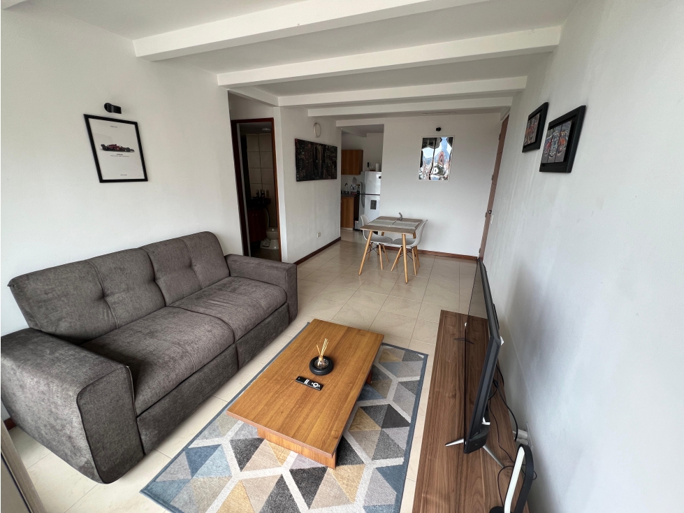 Apartamento con excelente ubicación en el poblado