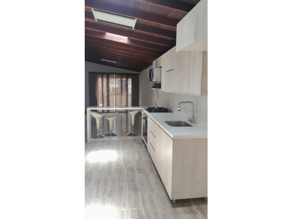 APARTAMENTO EN ARRIENDO SECTOR SANTAMARIA