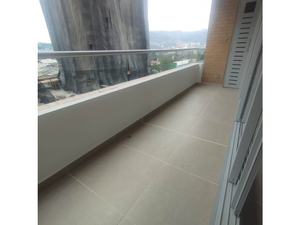 APARTAMENTO EN ARRIENDO SECTOR CIUDAD DEL RIO — foto 2