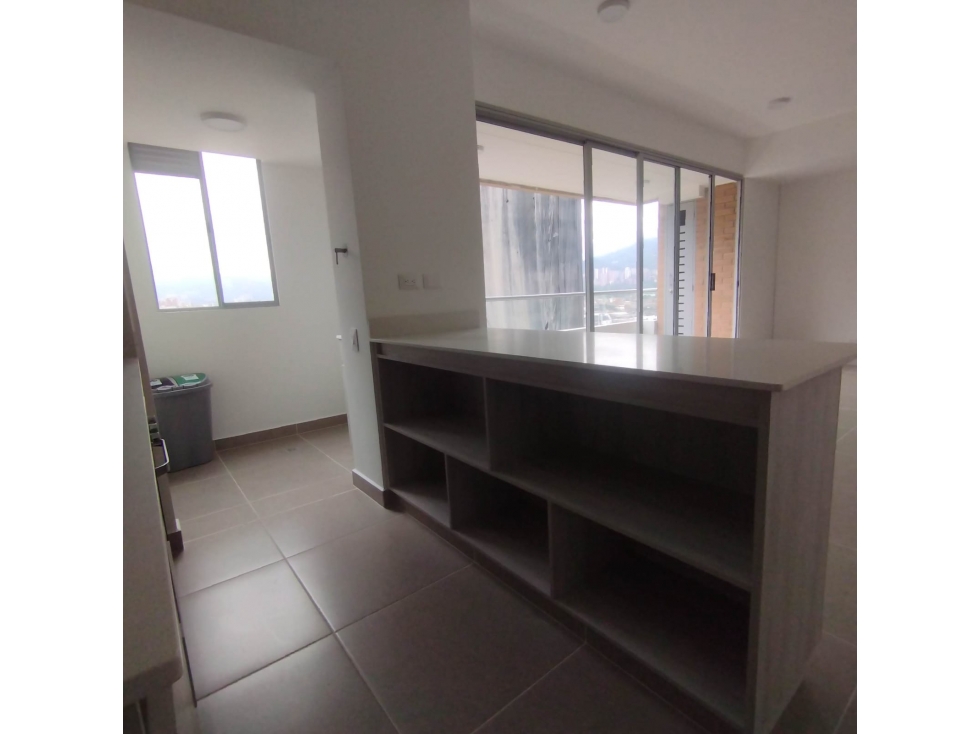 APARTAMENTO EN ARRIENDO SECTOR CIUDAD DEL RIO — foto 4