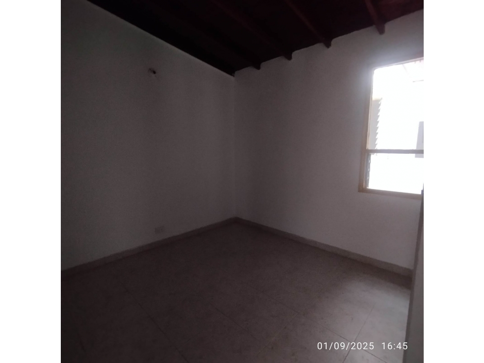 CASA EN ARRIENDO SECTOR SANTAMARIA - 2
