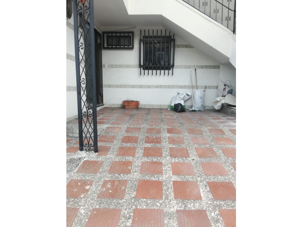 APARTAMENTO EN ARRIENDO SECTOR SANTAMARIA - 2
