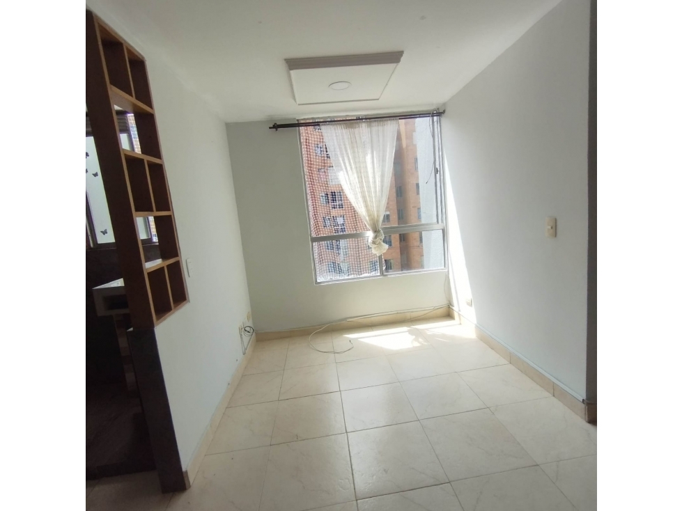 APARTAMENTO EN ARRIENDO SECTOR SAN ANTONIO DE PRADO — foto 2