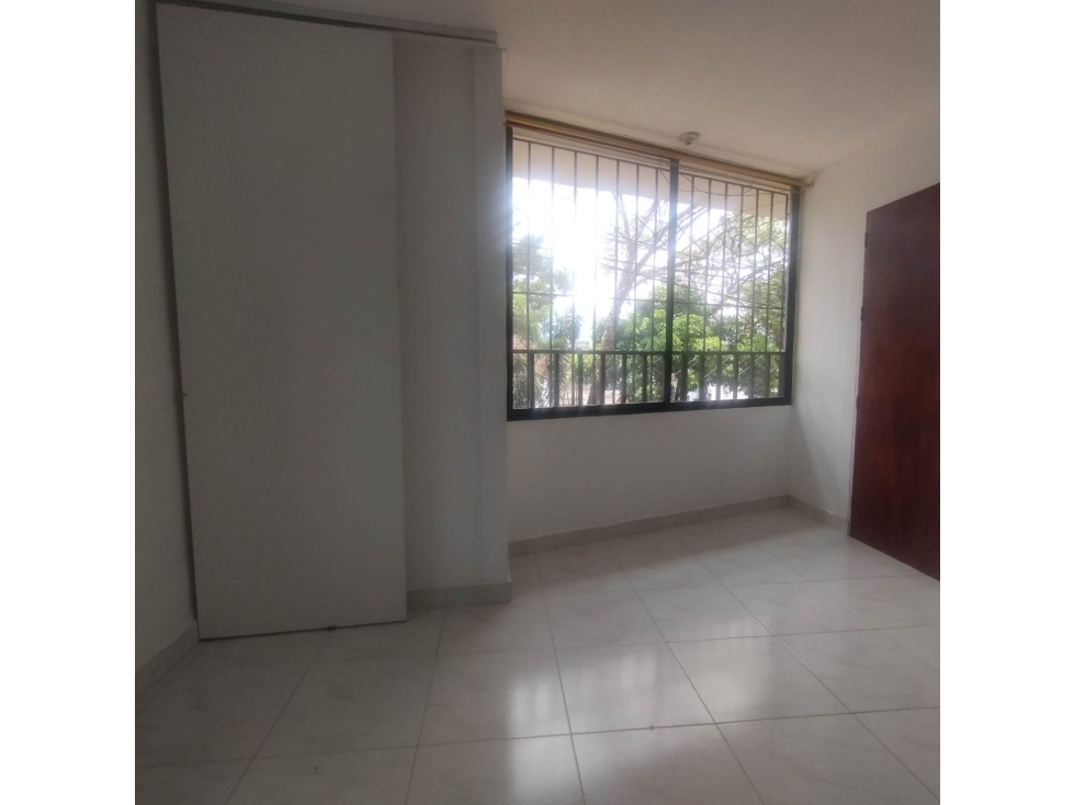 APARTAMENTO EN ARRIENDO SECTOR MANZANARES — foto 2