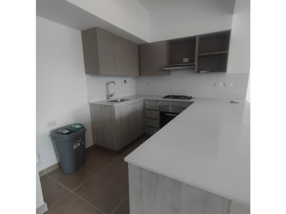 APARTAMENTO EN ARRIENDO SECTOR CIUDAD DEL RIO — foto 5