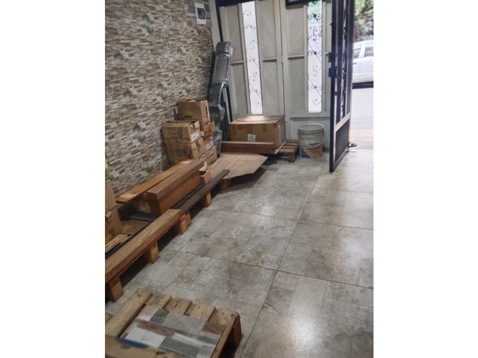 LOCAL EN ARRIENDO SECTOR LA COLINA — foto 3