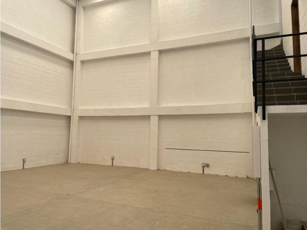 BODEGA EN ARRIENDO EN RIONEGRO - 4