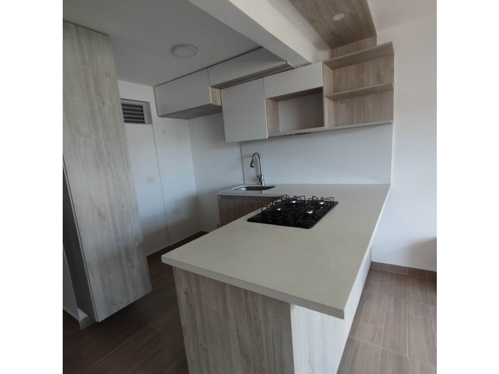 APARTAMENTO EN ARRIENDO SECTOR CALAZANS — foto 4