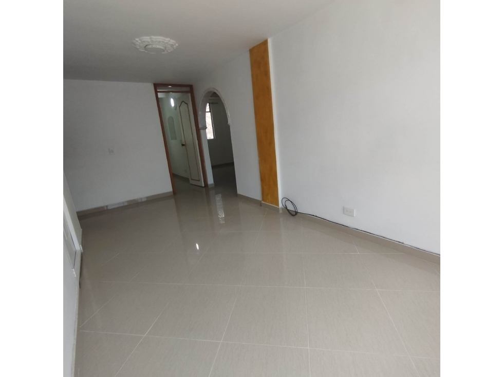 APARTAMENTO EN URBANIZACIÓN CALAZANIA II — foto 4