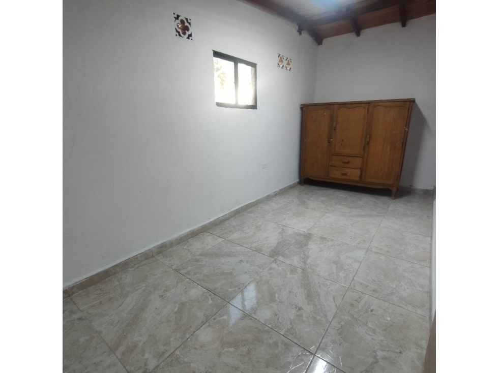 APARTAMENTO EN ARRIENDO SECTOR ANCON — foto 4