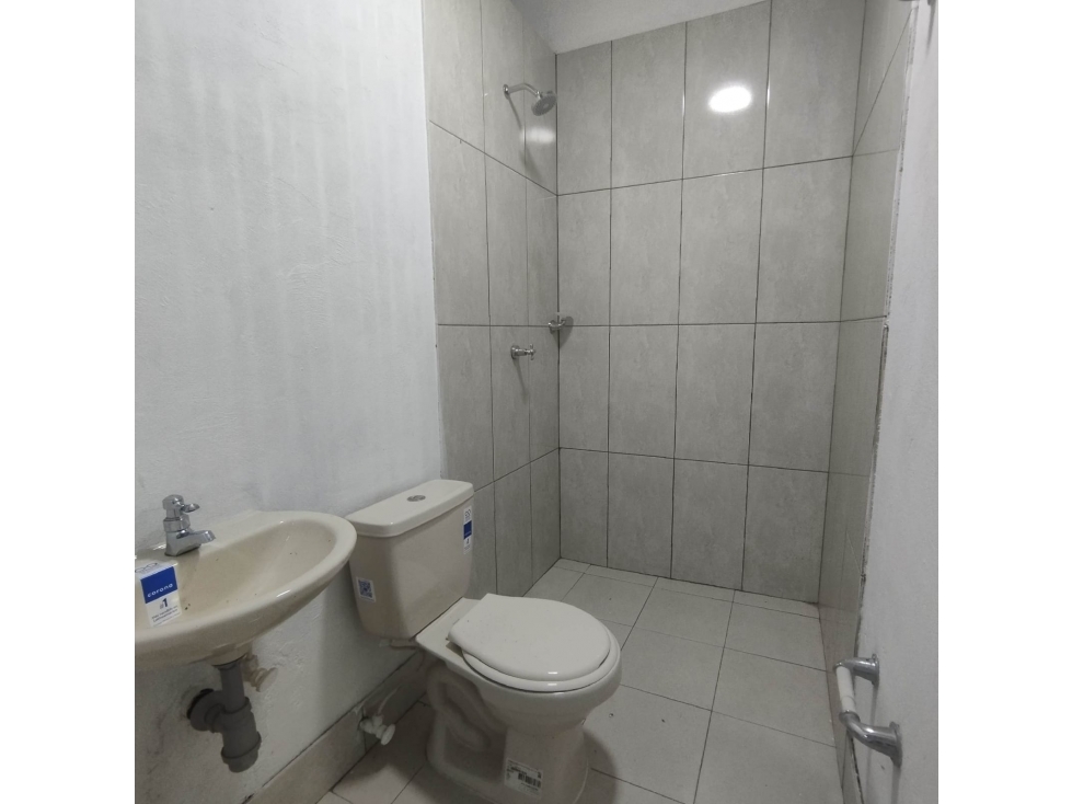LOCAL EN ARRIENDO SECTOR SANTAMARIA - 5
