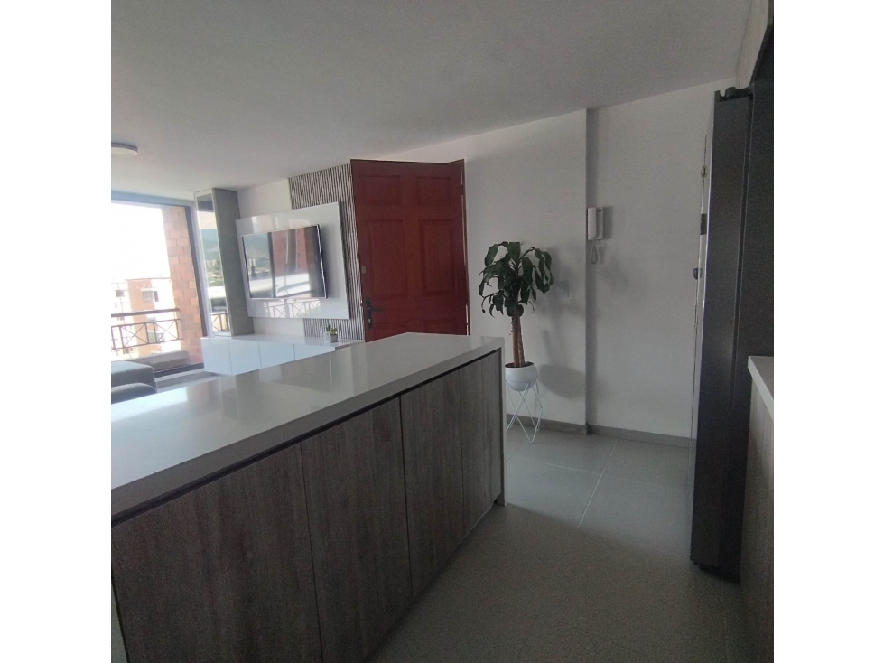 APARTAMENTO EN ARRIENDO SECTOR EL POBLADO — foto 5