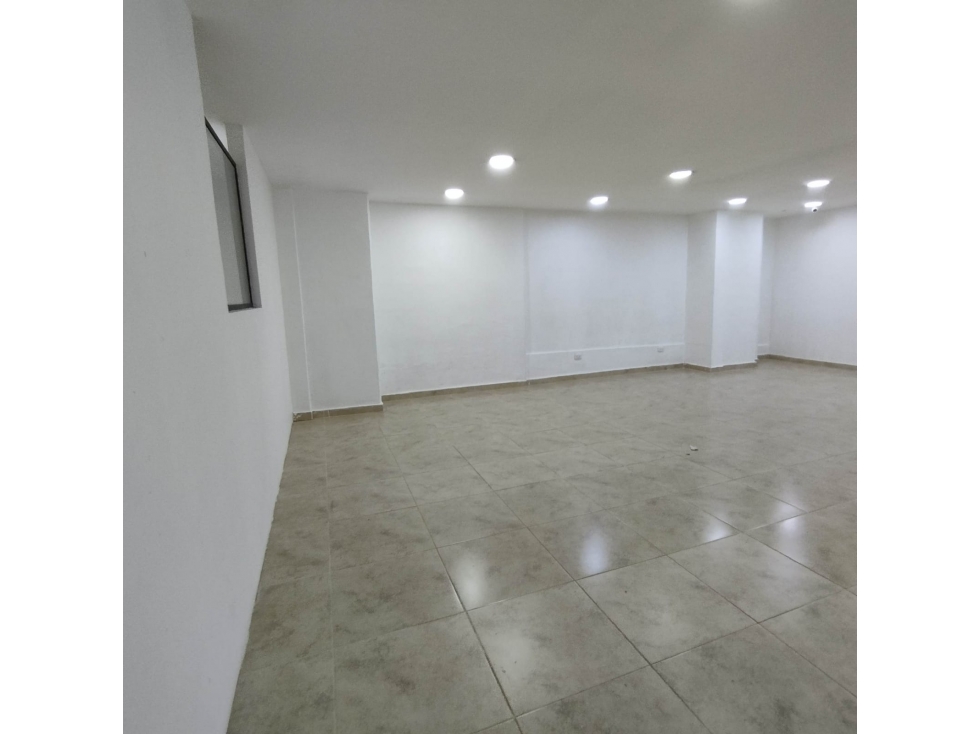 LOCAL EN ARRIENDO SANTAMARIA — foto 3