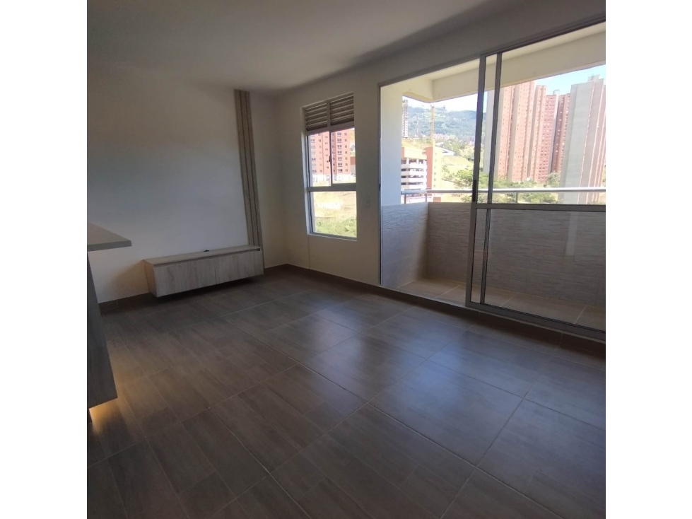 APARTAMENTO EN ARRIENDO SECTOR CALAZANS — foto 6