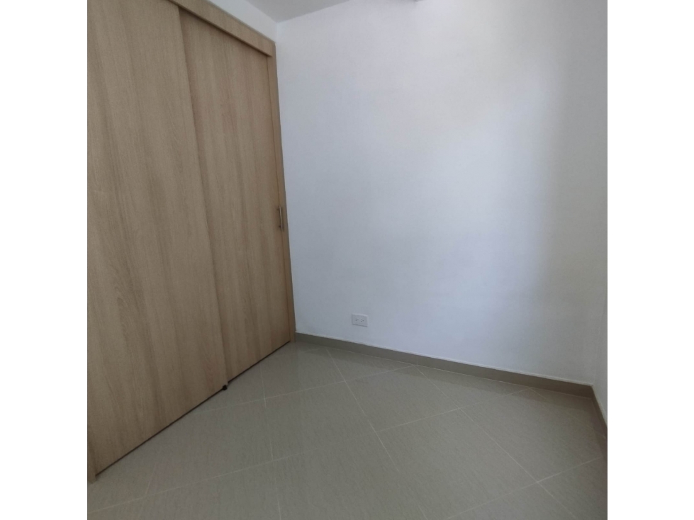 APARTAMENTO EN URBANIZACIÓN CALAZANIA II — foto 6