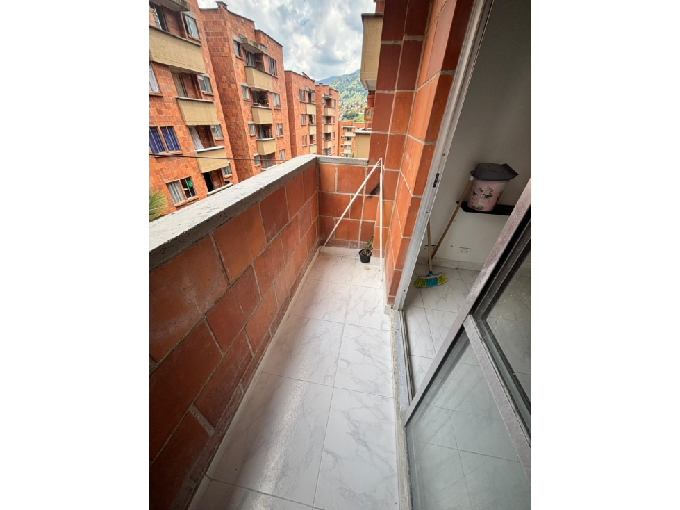 APARTAMENTO EN ARRIENDO SECTOR SAN CRISTOBAL — foto 3