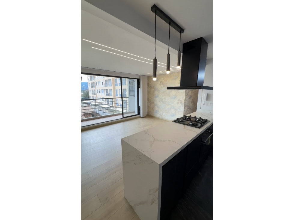 Gran apartamento en conjunto increíble