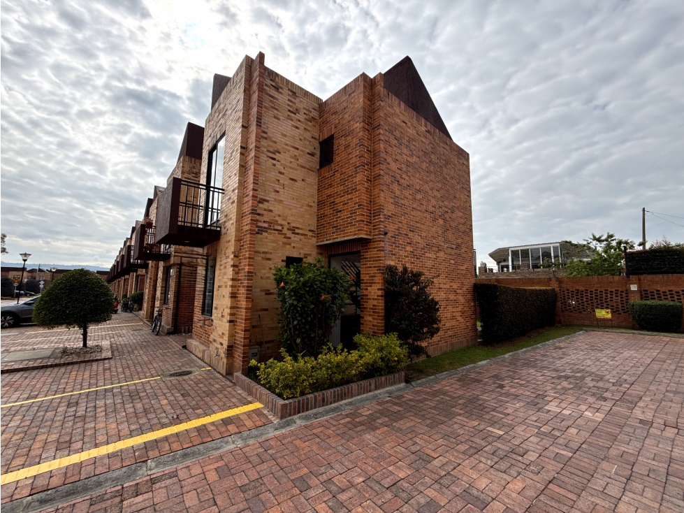 SE VENDE CASA EN CHIA VEREDA TIQUIZA