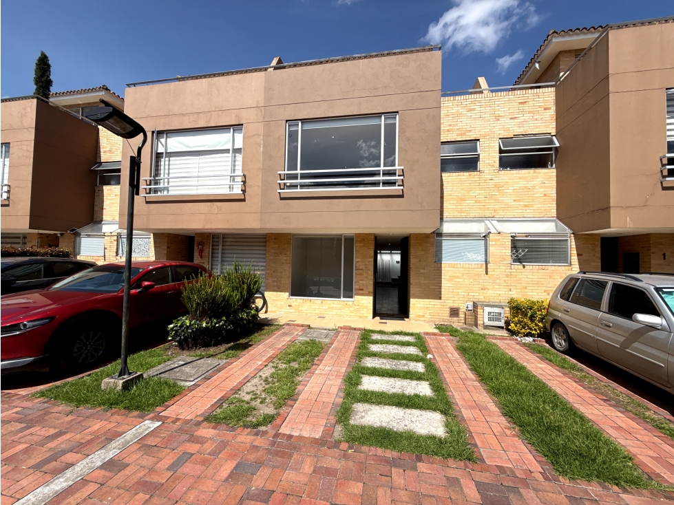 SE VENDE CASA EN CHIA VEREDA LA BALSA