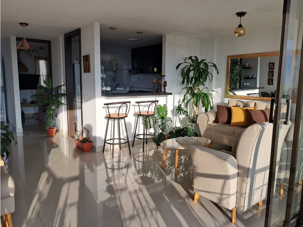 Apartamento dúplex de 3 habitaciones con dos balcones en Armenia — foto 2