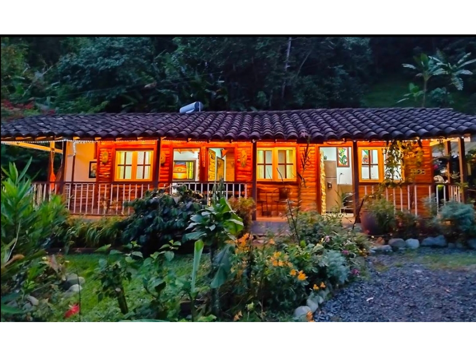 Oportunidad de Inversión en Eco-Lodge Frente al Río en Salento - 1