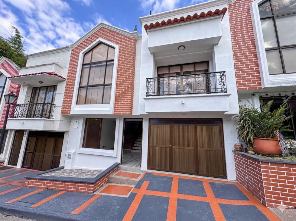 Hermosa casa conjunto cerrado Santa Rosa De Cabal