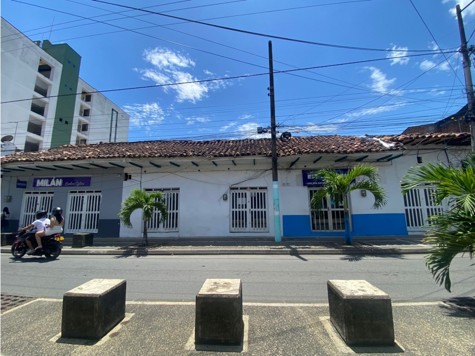 Local en Arriendo con Excelente Ubicación CARTAGO - 1