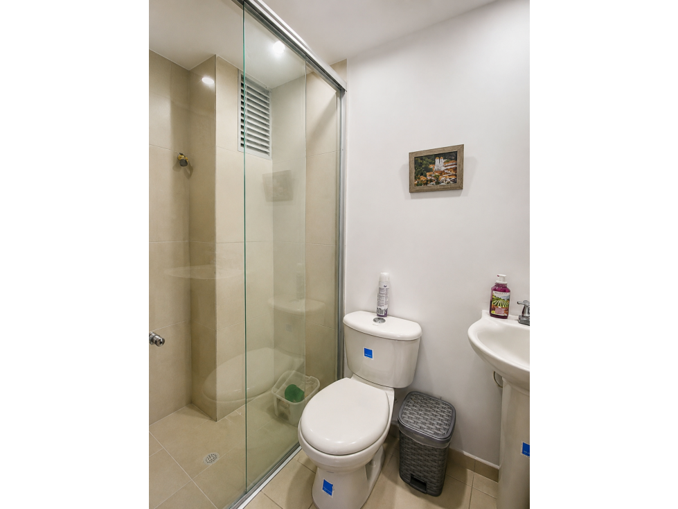 Oferta, amplio apartamento en Molivento, Dosquebradas. — foto 5