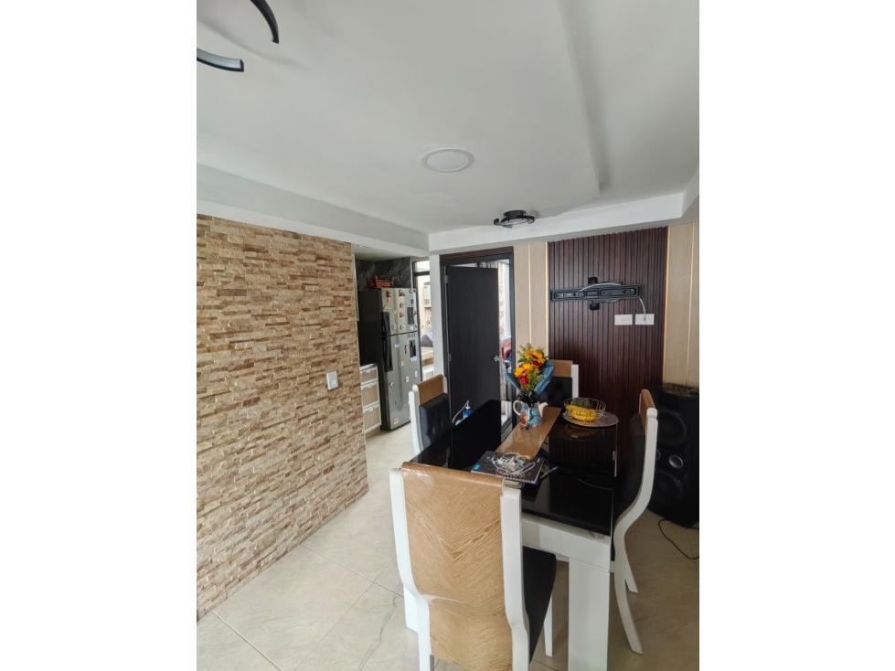 Linda casa en Pereira, Tres dormitorios. — foto 4
