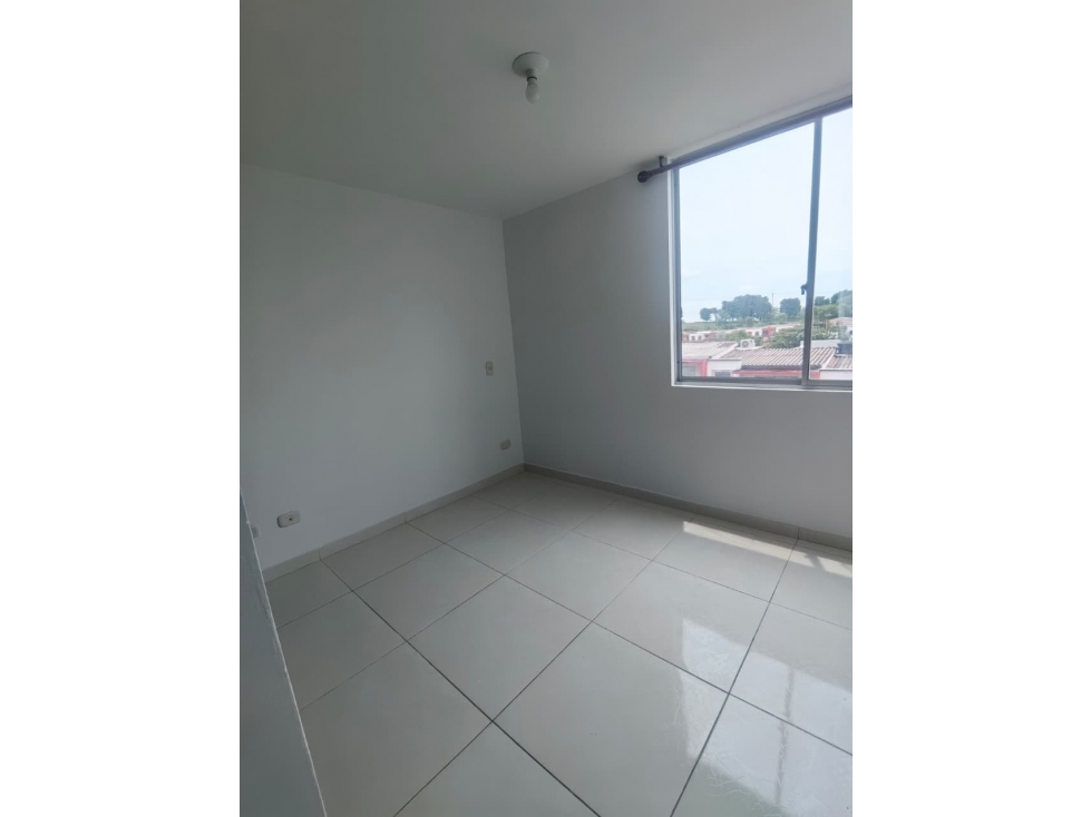 Lindo apartamento en Pereira, Tres dormitorios. — foto 5